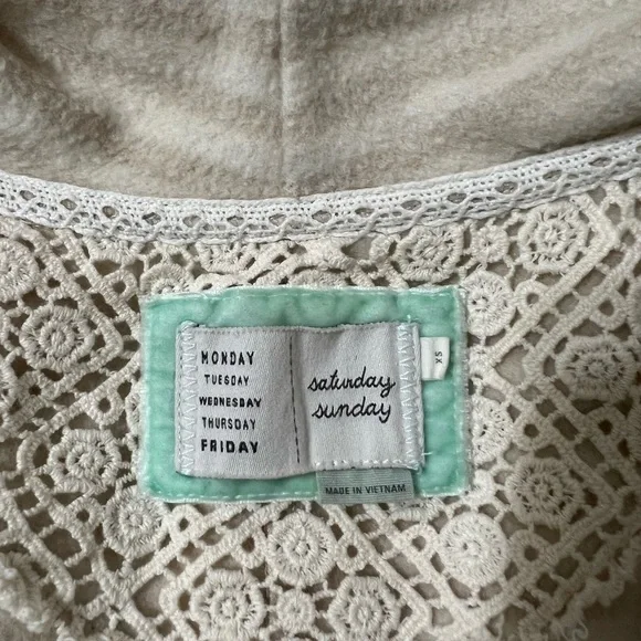 Saturday Sunday Taupe & Cream Cardigan with Fringe Size XS - Picture 3 of 8